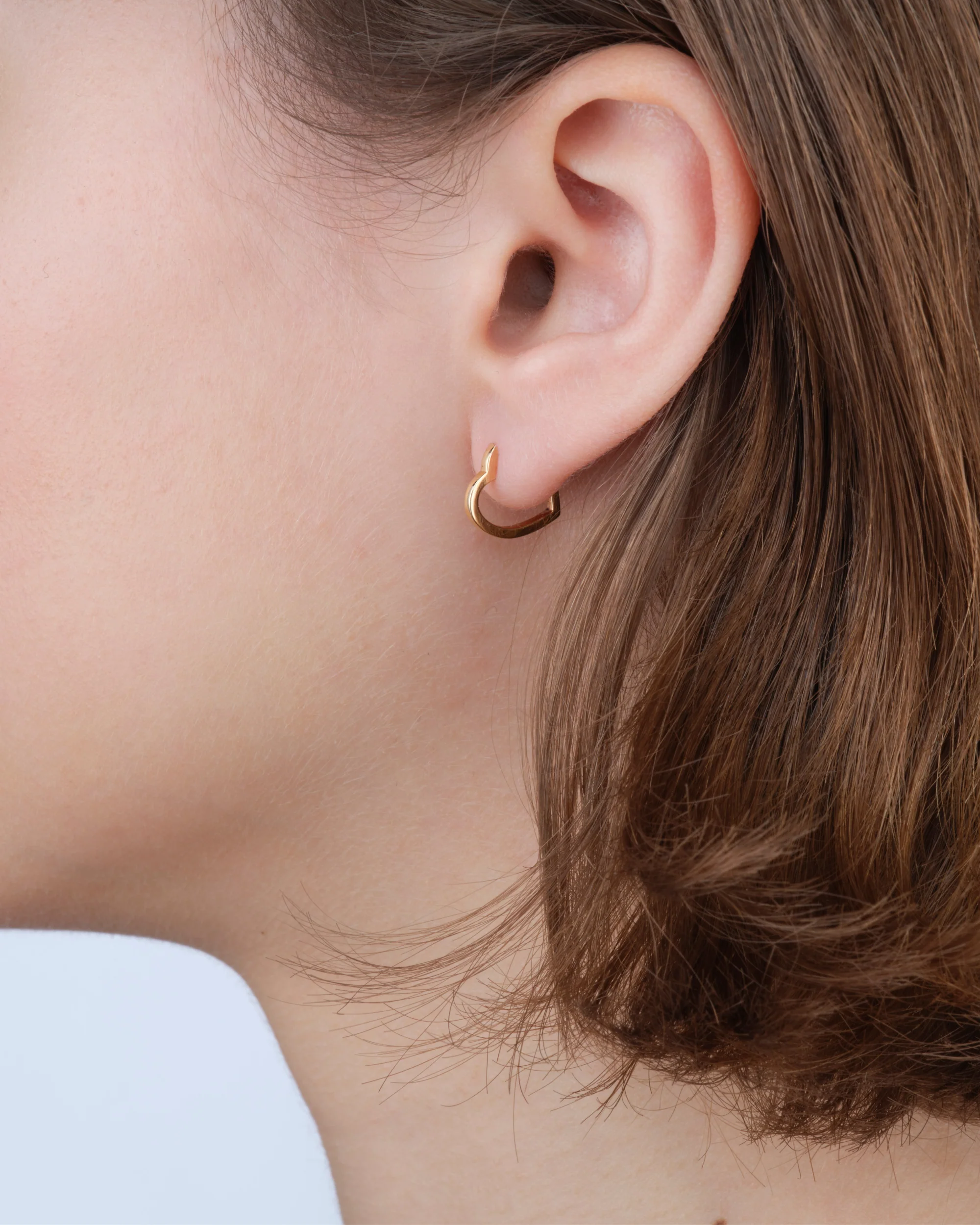 Antifer Heart hoop earring - Image 2